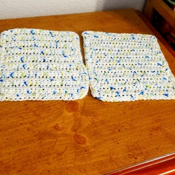 💞2/$20HAND CRAFTED Crocheted All Purpse 100% Cottn Reusable Bath or Dish Cloths - Picture 1 of 4